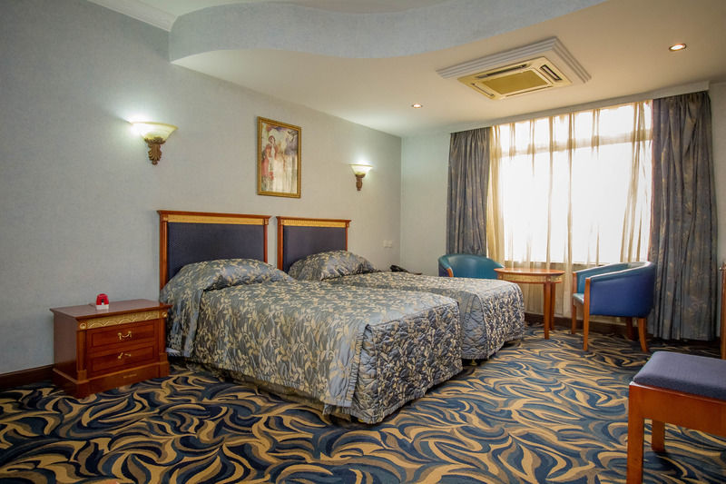 City Royal Resort Hotel Kyambogo  Exterior photo