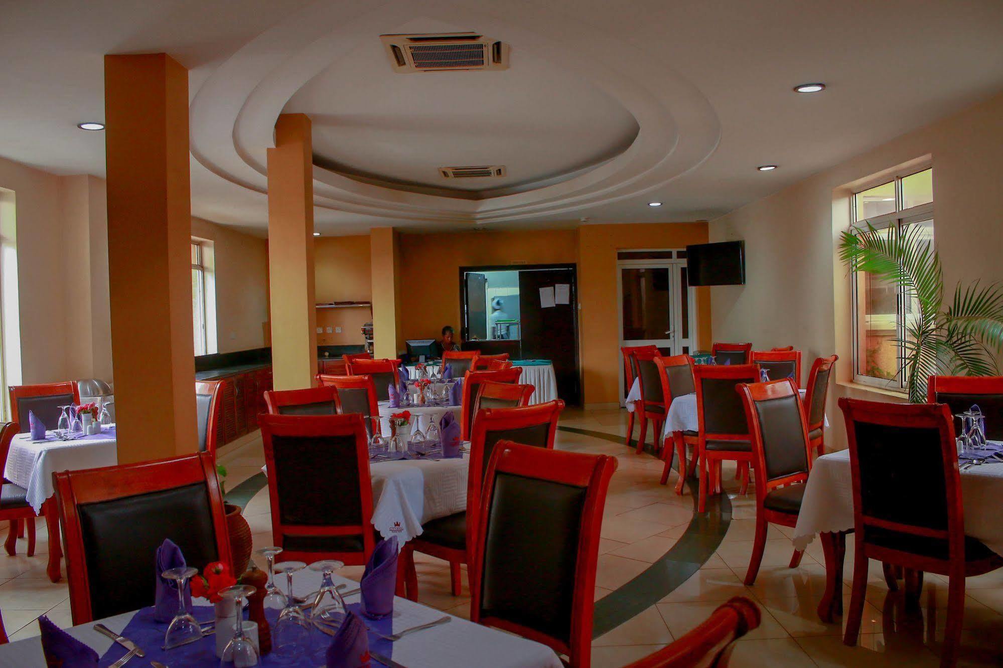 City Royal Resort Hotel Kyambogo  Exterior photo