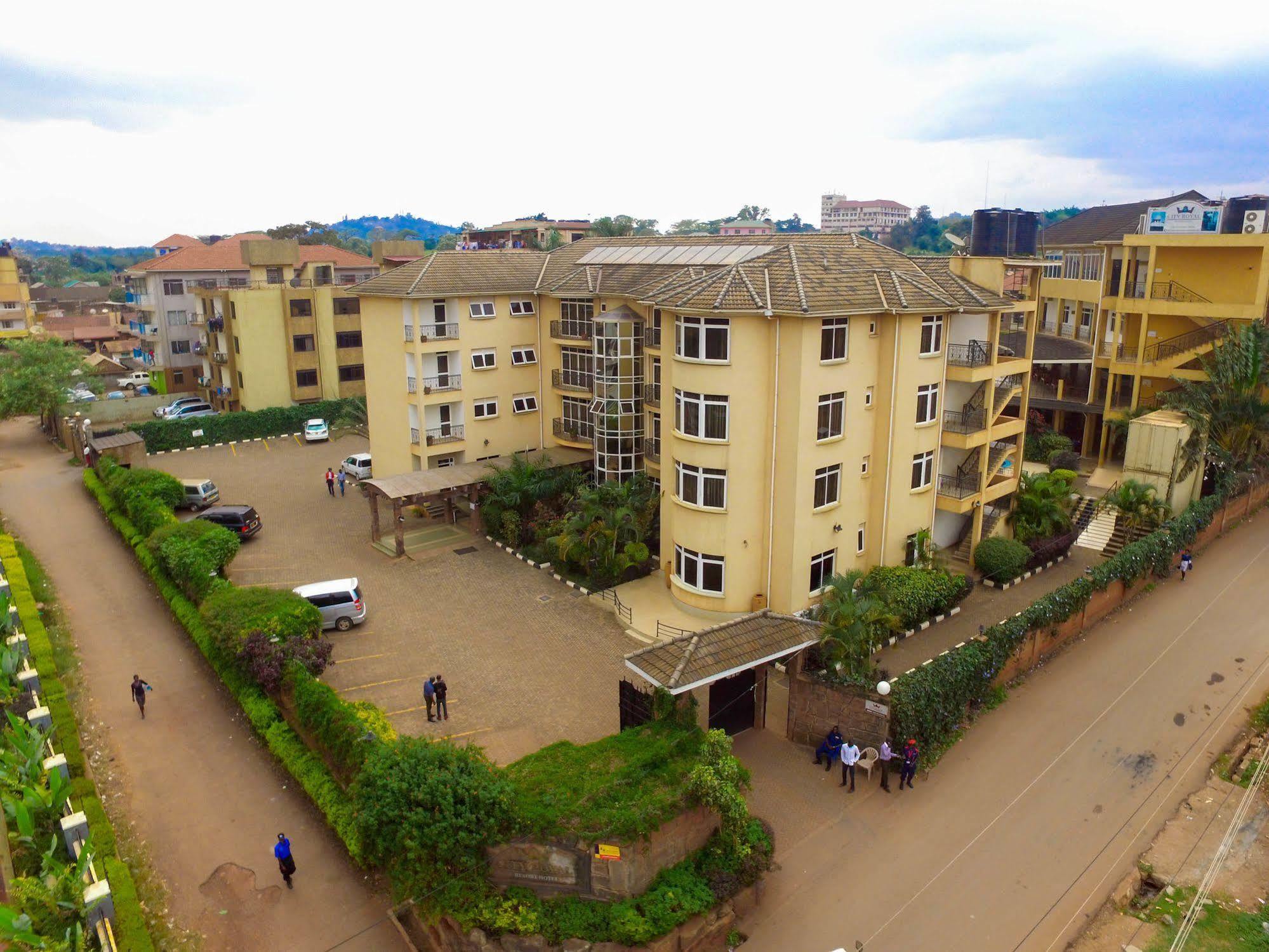 City Royal Resort Hotel Kyambogo  Exterior photo